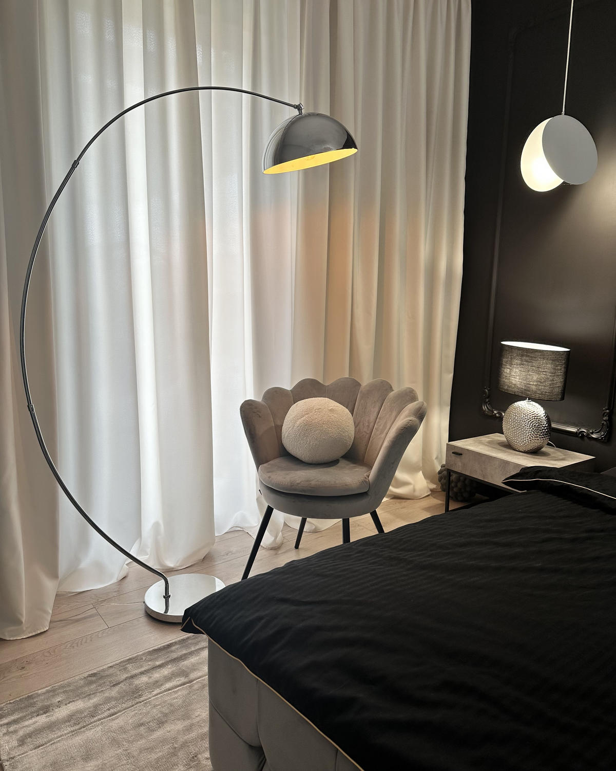 STOJACÍ LAMPA Kama 100/33/188 cm - stříbrná, kov (100/33/188cm) - Beliani