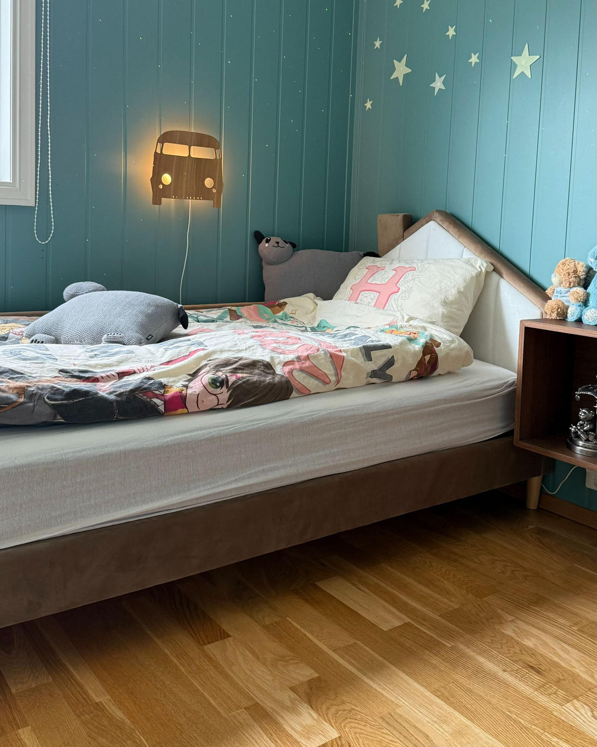 DĚTSKÁ POSTEL 90x200 cm Hnědá Kervan - světle hnědá, textil (90/200cm) - Beliani