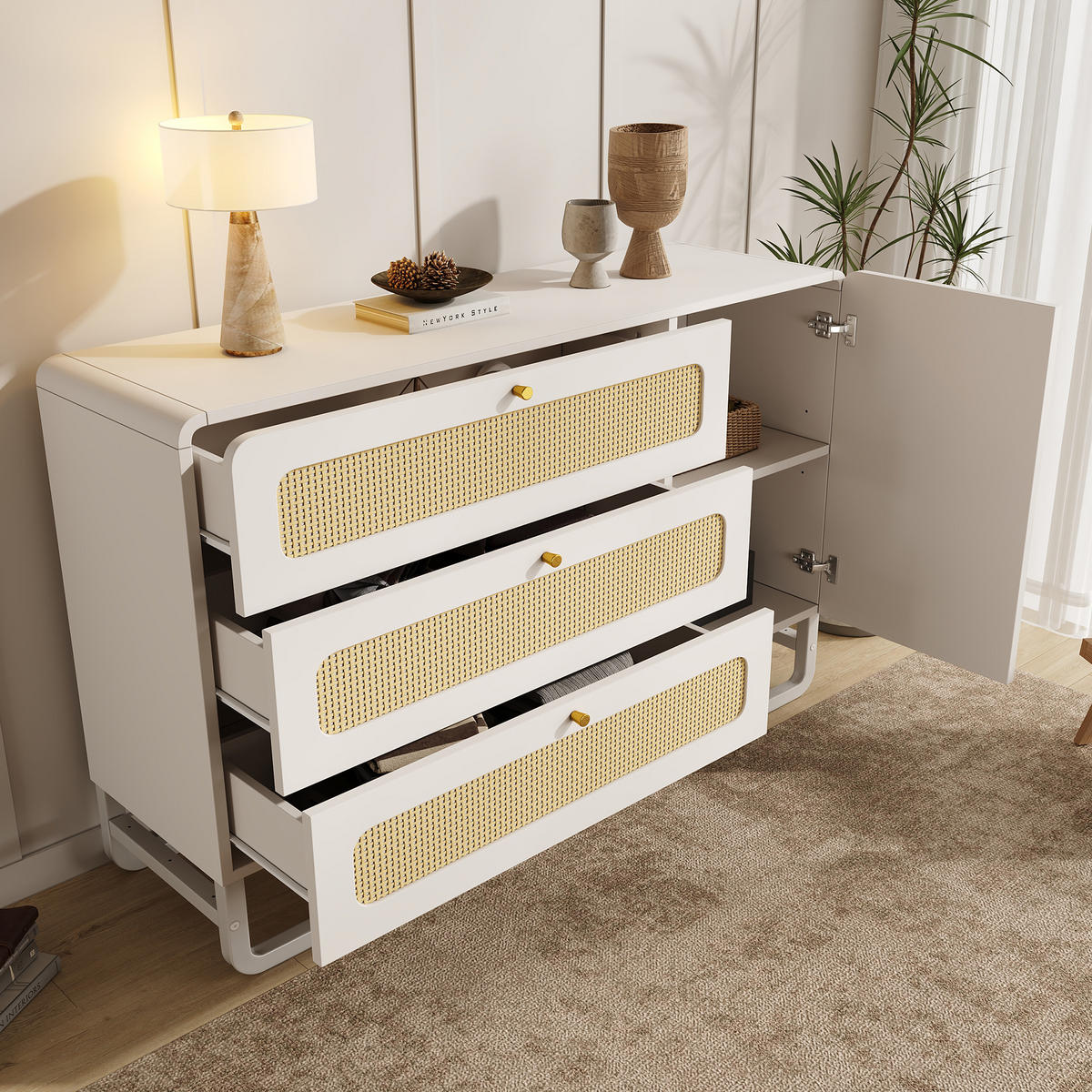 KOMMODE in Weiß Rattan-Sideboard mit Schubladen und Goldgriffen für Wohnzimmer, B120/T40/H85 cm - Weiß/Naturfarben, Holzwerkstoff/Metall (120/85/40cm) - STILVORA