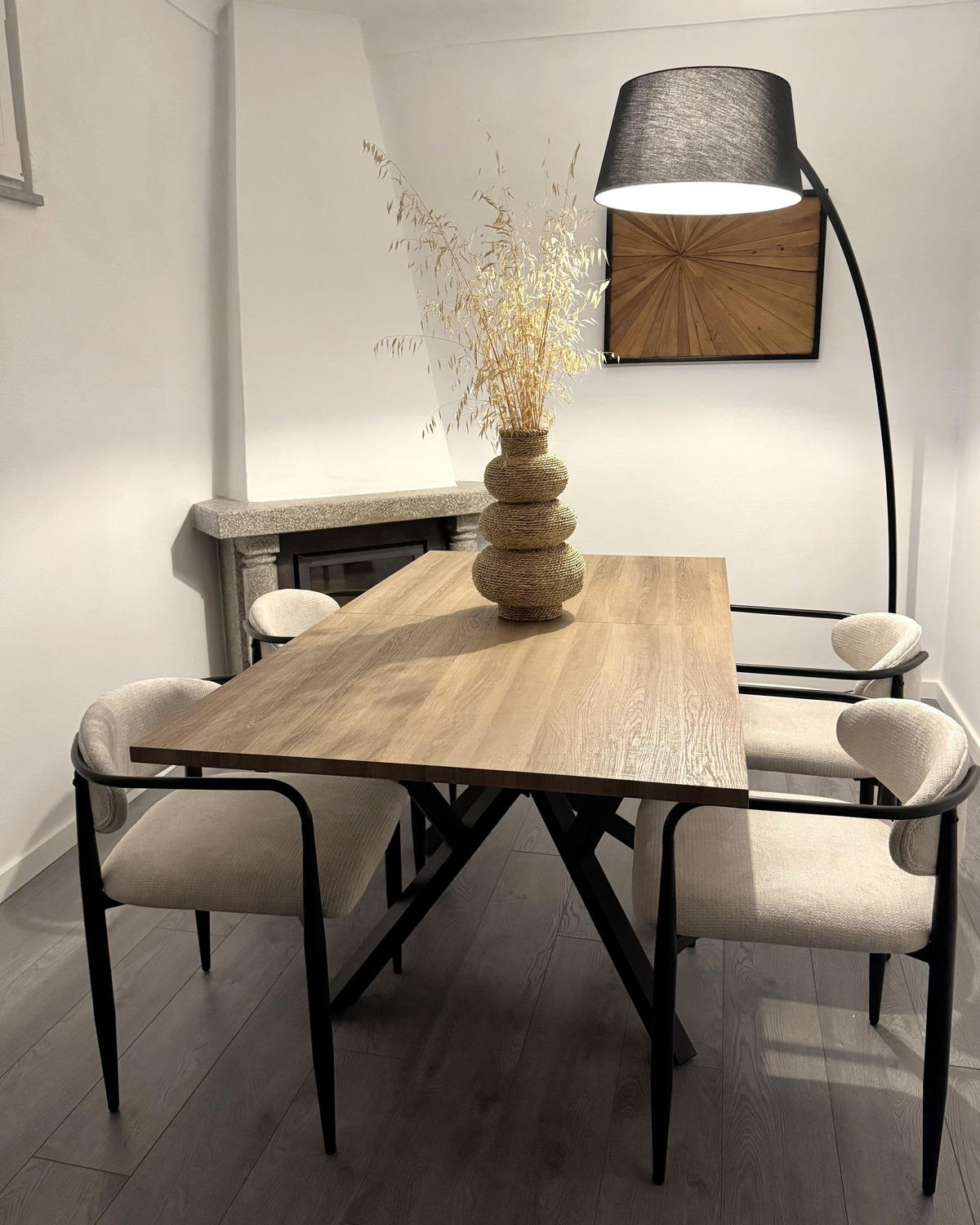 JÍDELNÍ STŮL vysunovací Světle hnědý 160-200/90 cm Ansell - světle hnědá, kompozitní dřevo (160/90/77cm) - Beliani