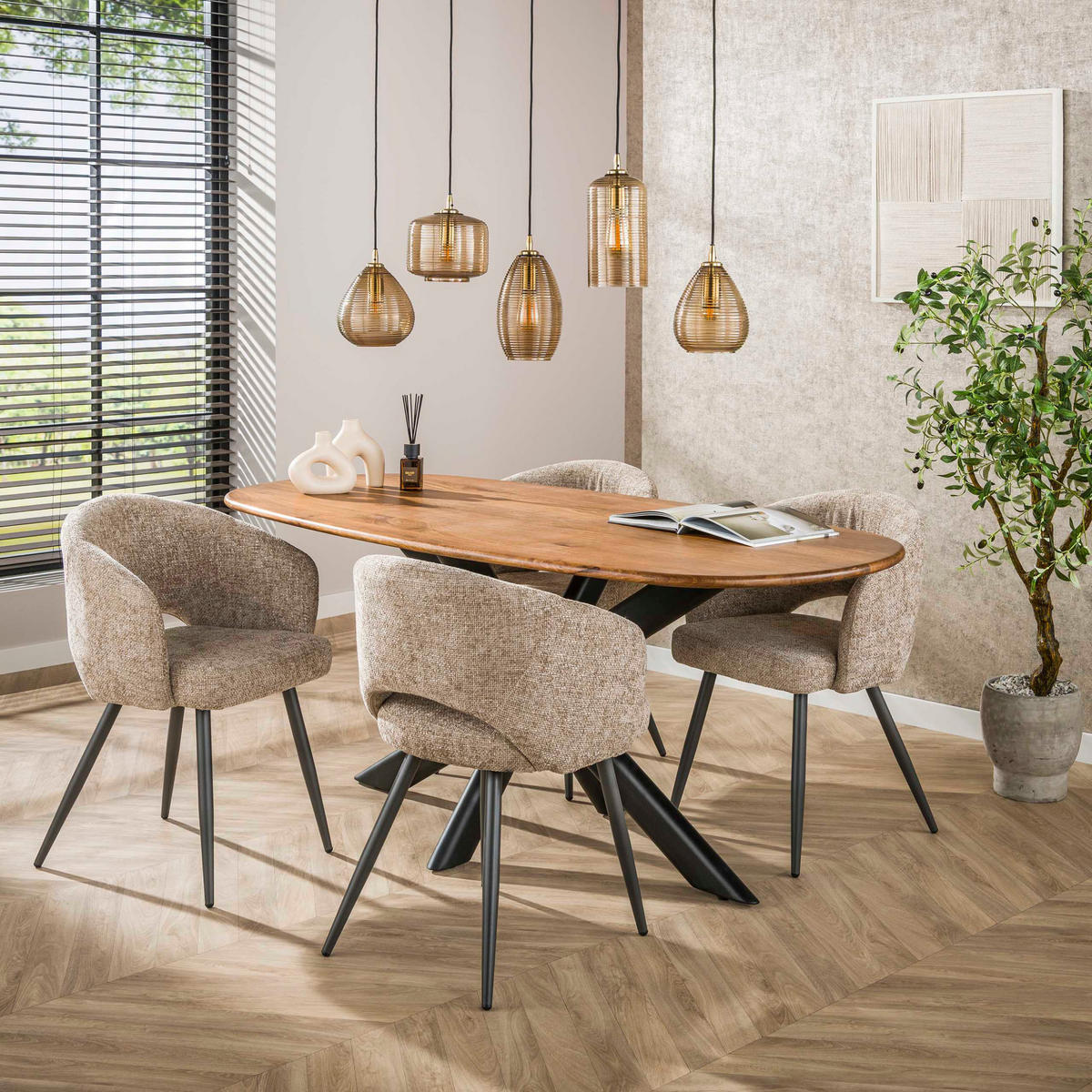 ESSTISCH CLIFF SABBIA Braun Dänisch-Ovaler Massivholztisch Mango mit Ovalrohr-Gestell - Sandfarben, Holz (180/95/76cm) - alesvelt
