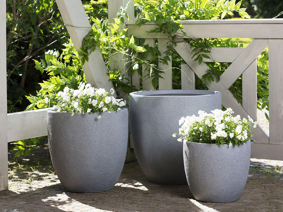 BLUMENTOPF hellgrau rund 55/55/53 cm Kannia - Hellgrau, Naturmaterialien (53cm) - Beliani