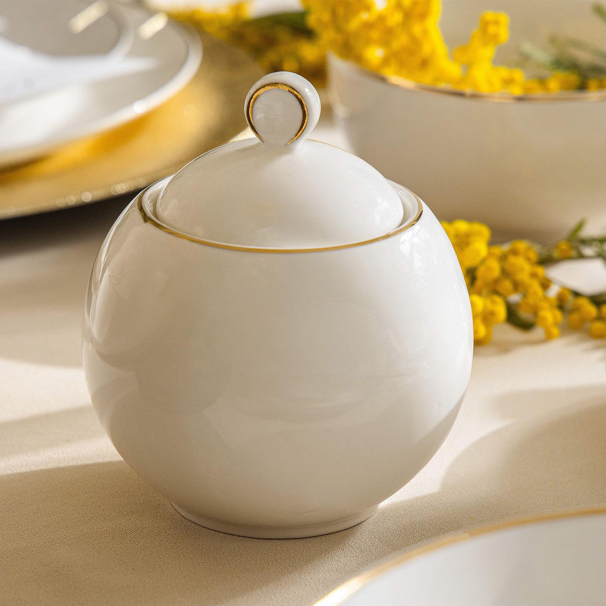 FRÜHSTÜCKSGESCHIRRSET AD BELLA, 20-tlg - Ecru/Goldfarben, Keramik (20/12.5/20cm) - KONSIMO®