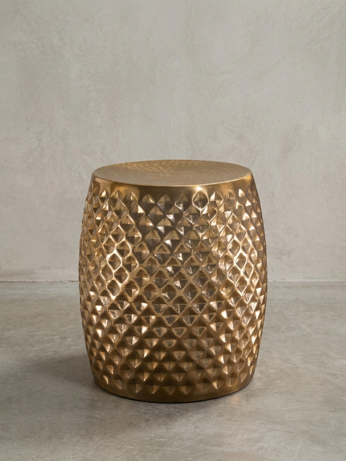 BEISTELLTISCH Aluminium Hammerschlag Rund Kratzfrei ENNS, Gold 32x32x42 cm - Goldfarben, Metall (32/32/42cm) - KADIMA DESIGN