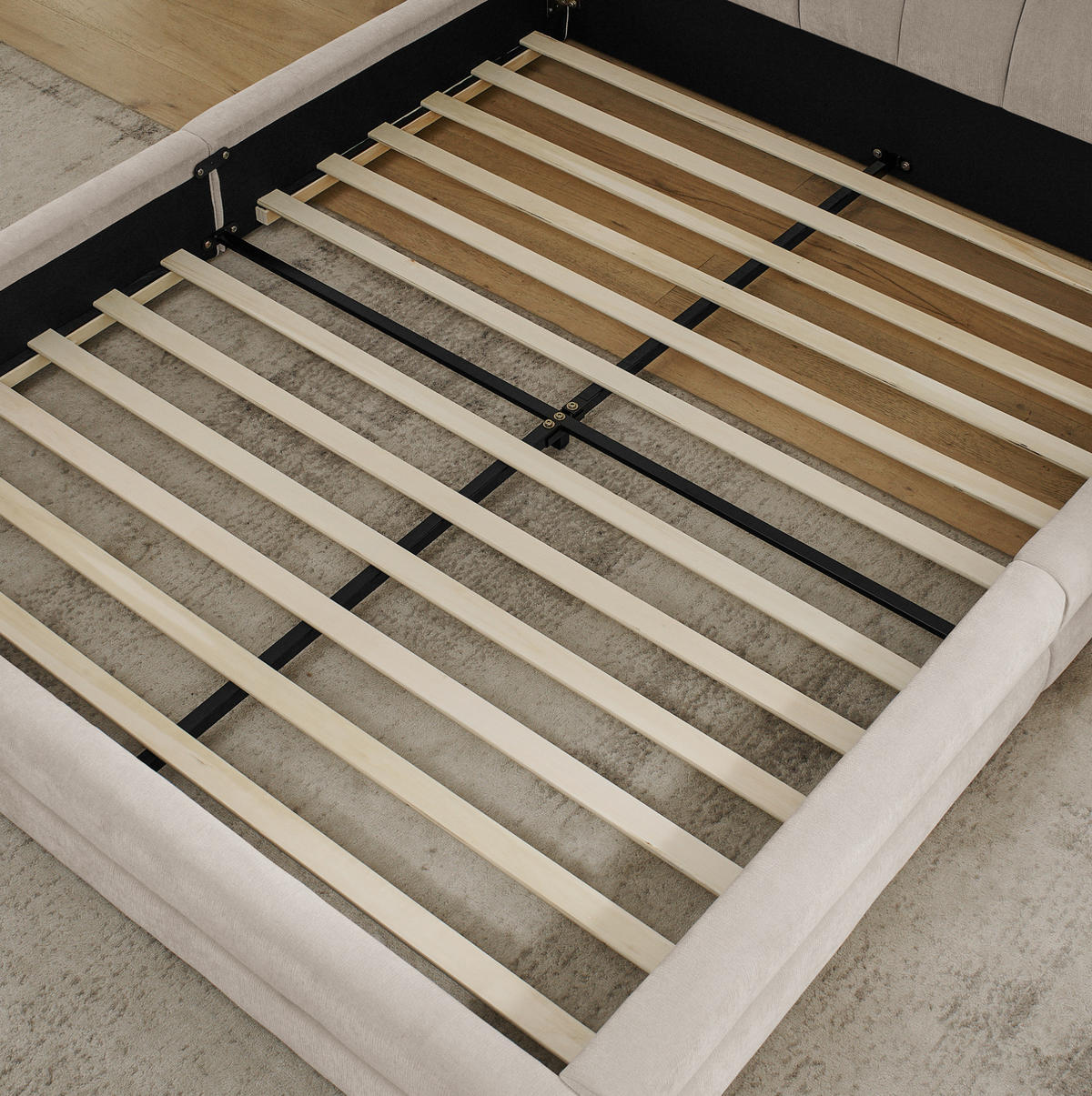 BETTGESTELL mit Kopfteil 140x200 cm Chenille Beige - Beige, Holz (140/200cm) - Meubliv