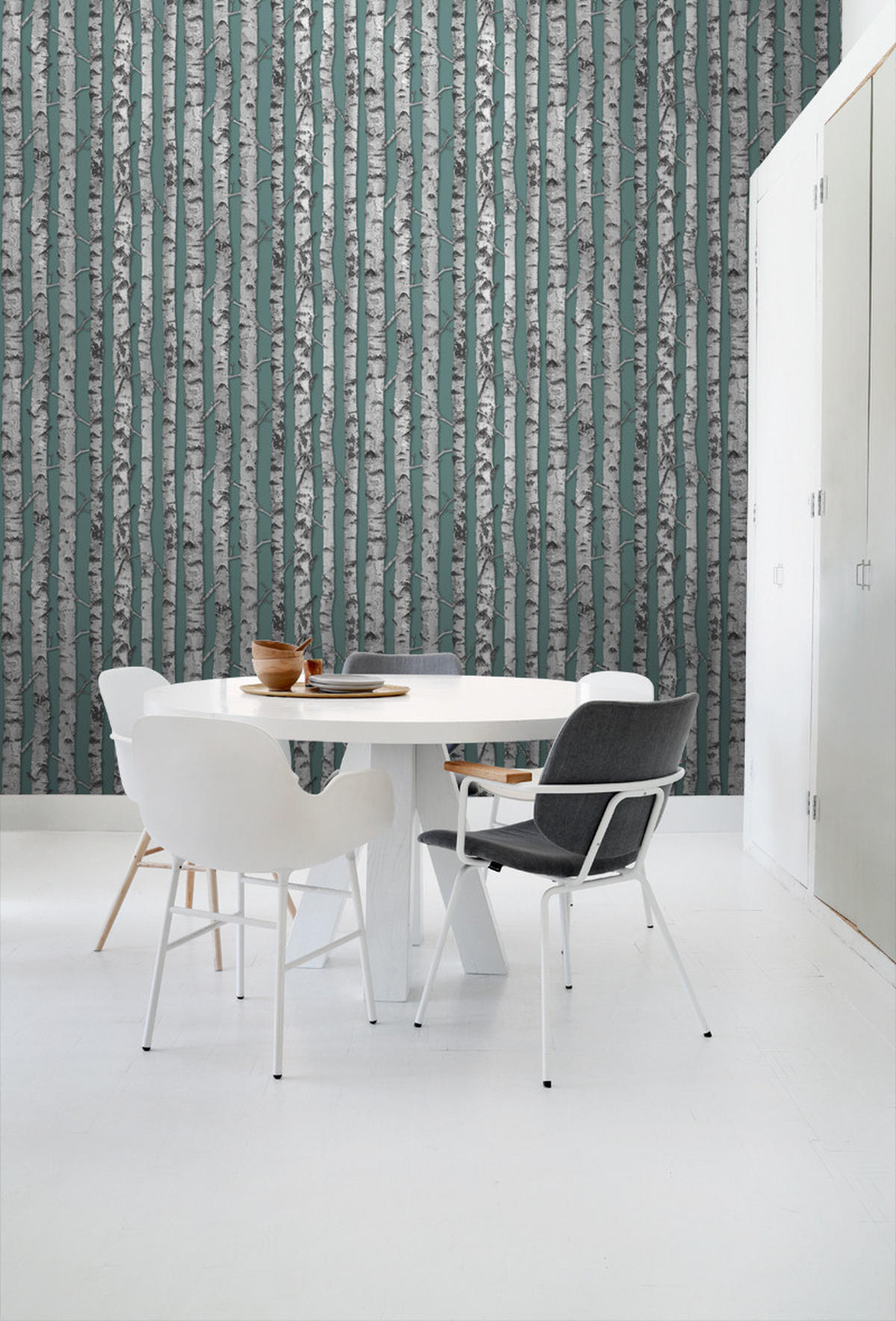 TAPETE Birkenstämme 53 cm x 10.05 m - Grün, Papier (53/1000cm) - ESTAhome