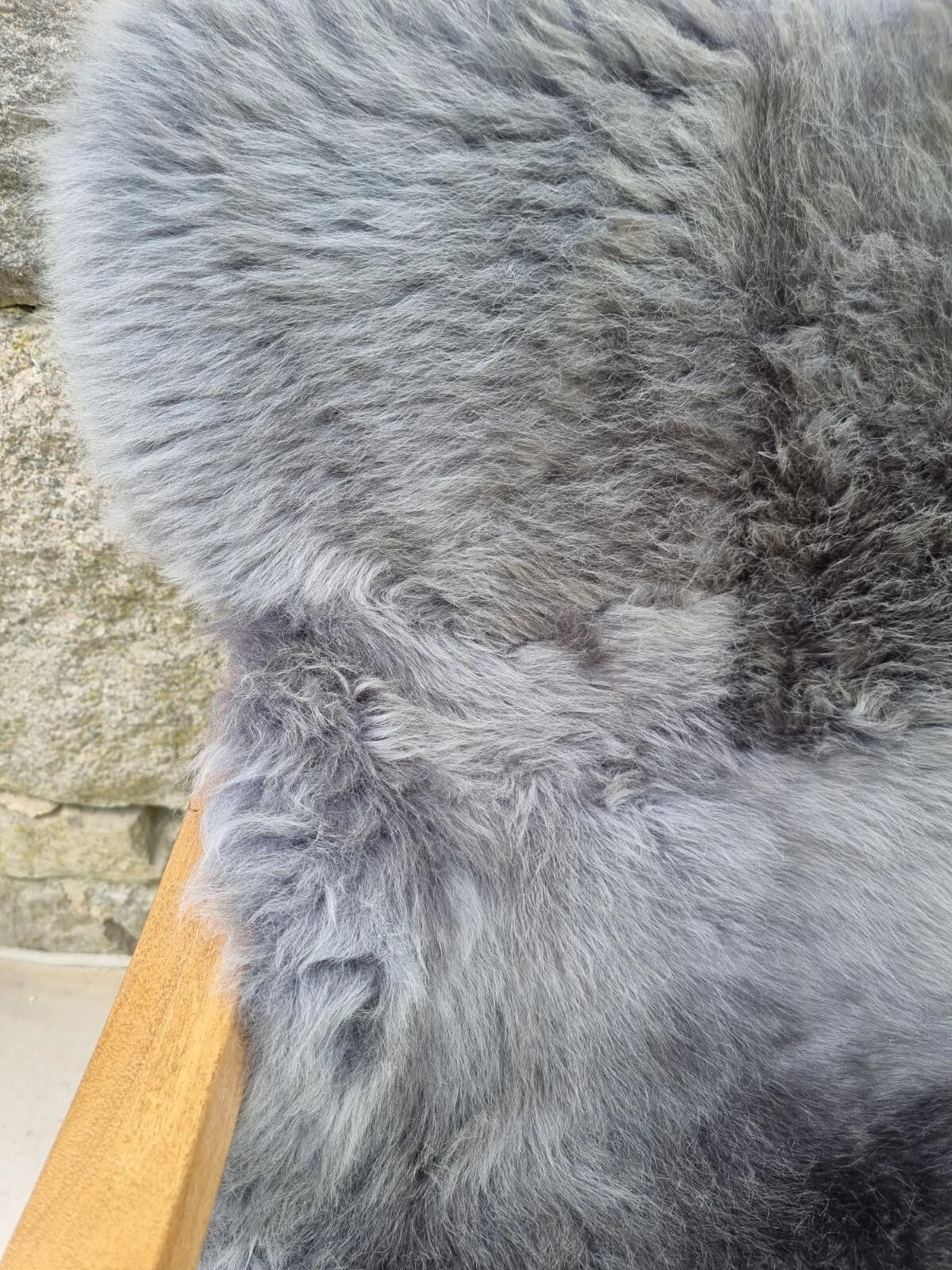 SCHAFFELL Premium Lammfell Natur ungeschoren weiche Wolle Silber Grau ca. 135 cm - Grau, Fell (75/135cm) - Provellus