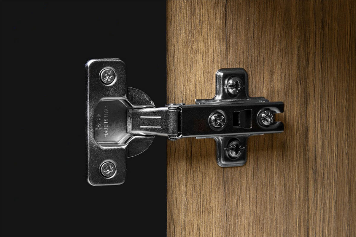 KOMBIKOMMODE FRISK 2 Türen und 4 Schubladen, schwarz - Eichefarben/Schwarz, Eichenholz/Holzwerkstoff (150/81/46cm) - KONSIMO®