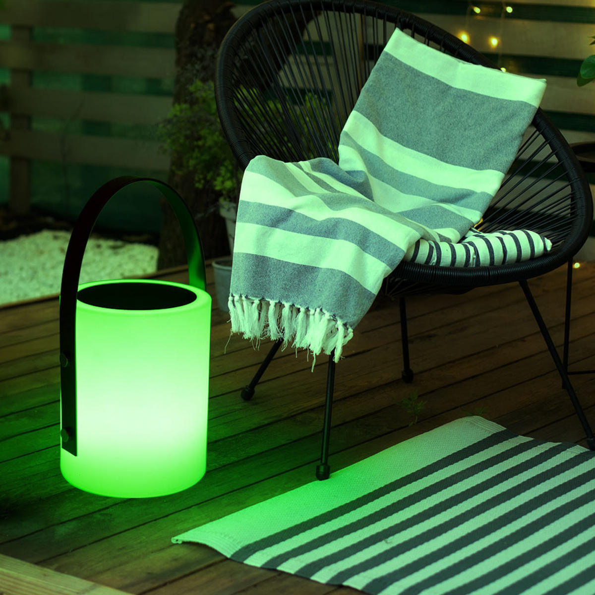 LED AUSSENLEUCHTE RGB Weiß Kunststoff - Weiß, Kunststoff (16/16/34cm)