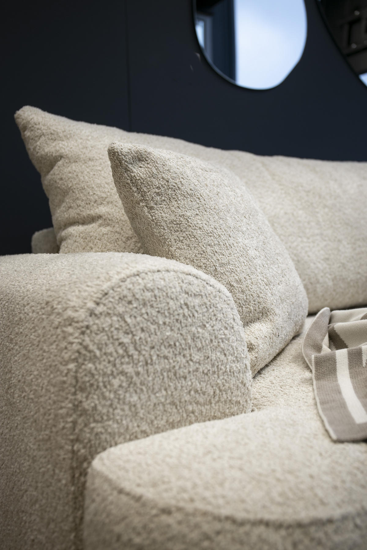 ECKSOFA Ovo Beige Boucle - Beige/Schwarz, Kunststoff/Textil (260/165cm) - Selsey