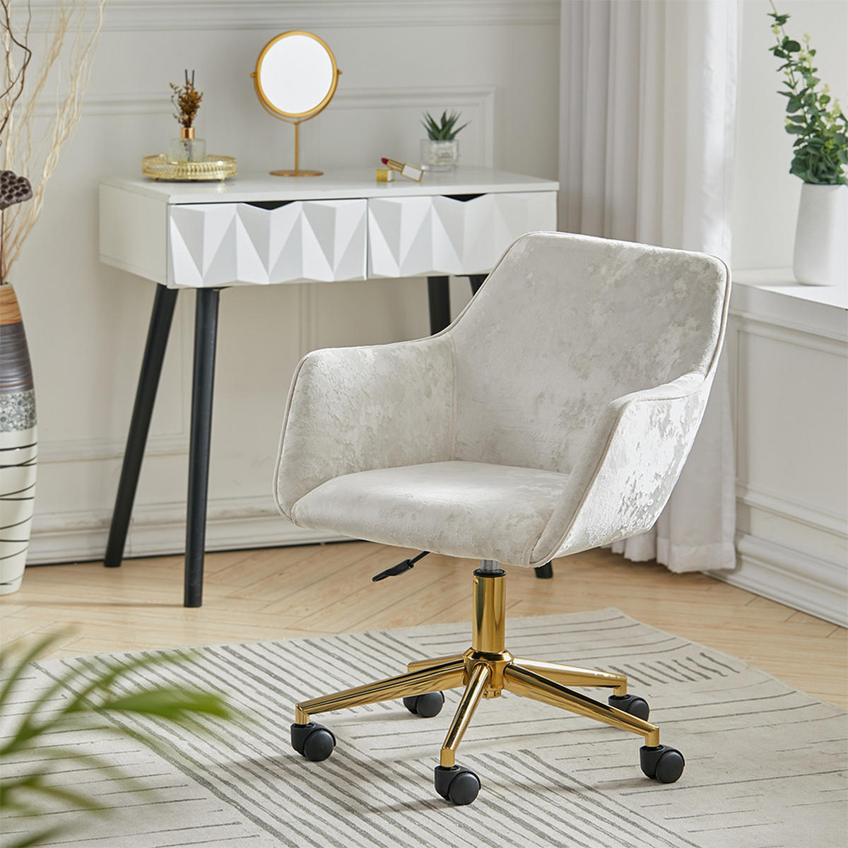 SCHREIBTISCHSTUHL Höhenverstellbar 360°-Drehbar Armlehnen Rollen Samt Beige - Beige/Goldfarben, Textil/Metall (60/88/50cm) - Livingandhome
