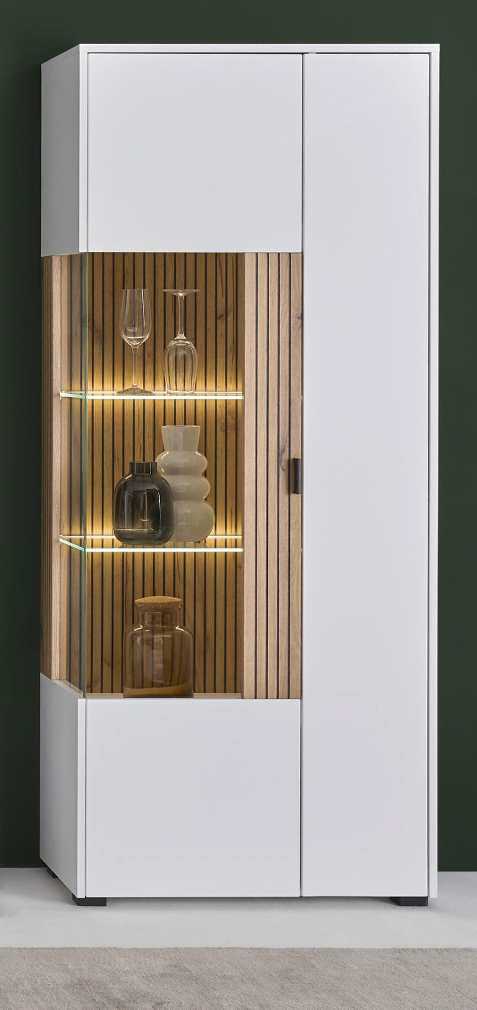 VITRINE weiß matt, Eiche 75 x 180 cm, Vitrinenschrank 10 Fächer und Soft-Close-Funktion - Eichefarben/Schwarz, Glas/Holzwerkstoff (75/180/38cm) - Furn.Design