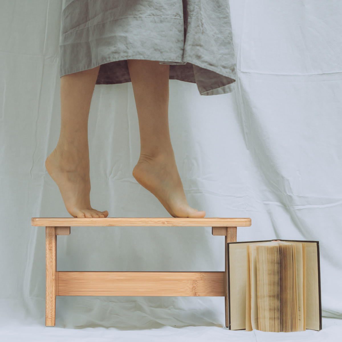 BAMBUSHOCKER - Hellbraun, Holz (40/20.5/22cm) - Relaxdays