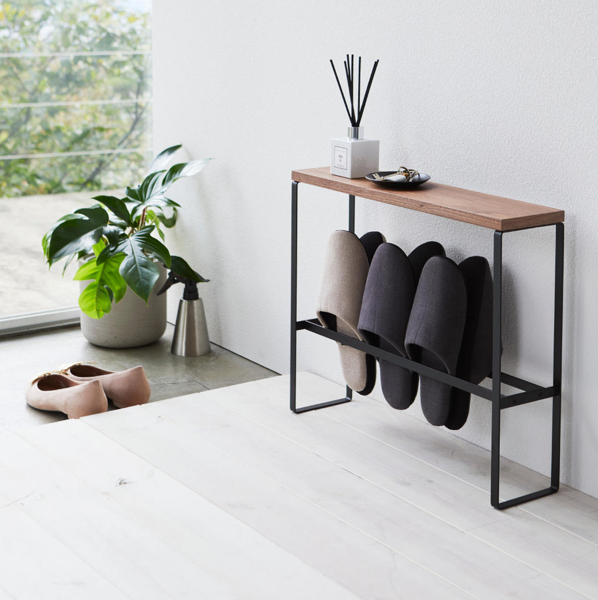 SCHUHSTÄNDER Tower 5153 Schwarz Holzablage 41 x 50 x 12 cm - Schwarz, Metall (50/41/12cm) - Yamazaki