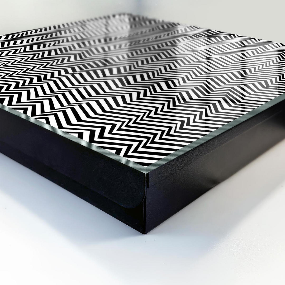 SCHLÜSSELBOX Schwarz 30x30 cm- Türöffnung nach rechts - Zickzacklinien dynamisch - Multicolor, Metall (30/30/5cm) - TULUP