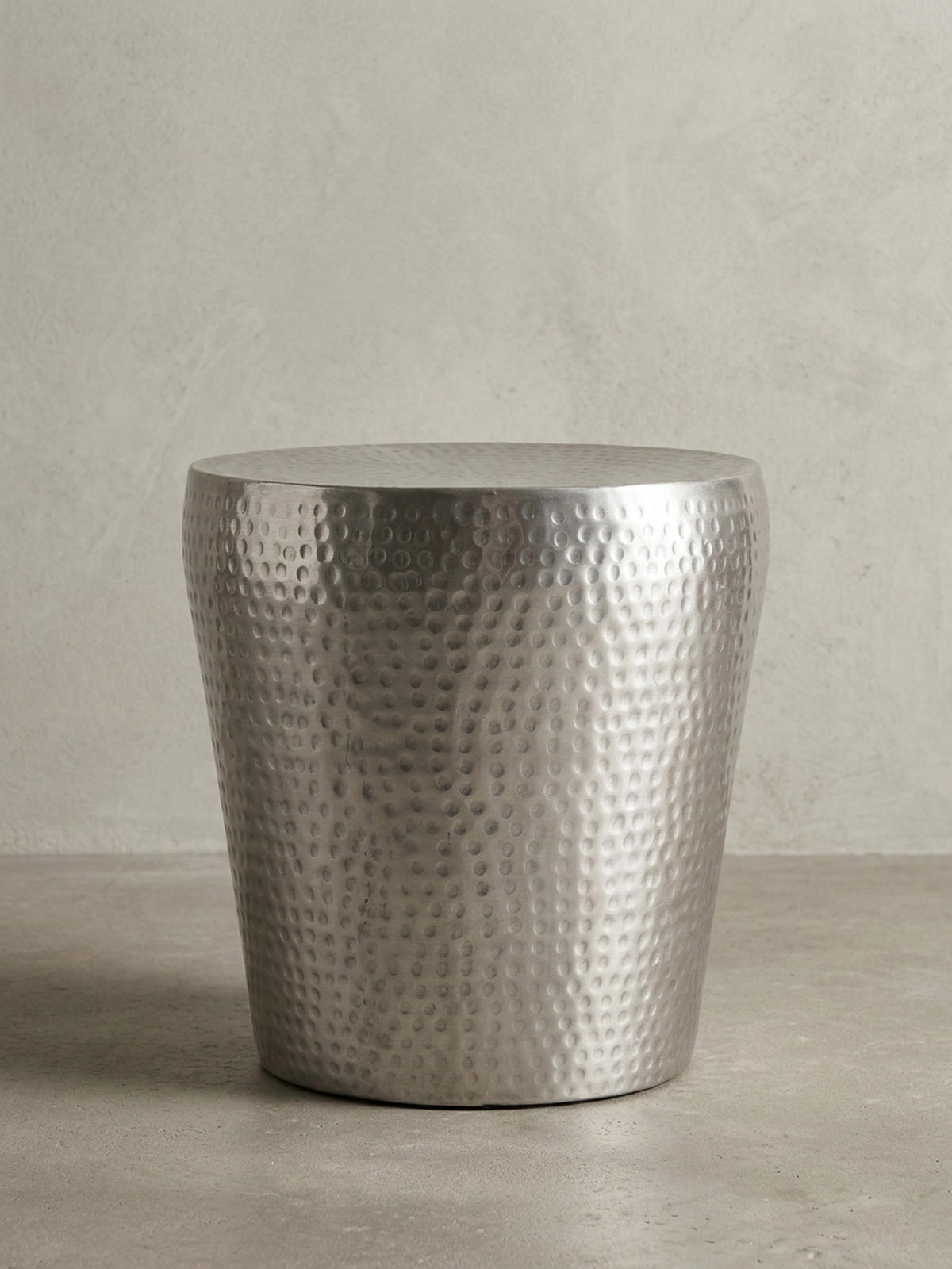 BEISTELLTISCH – Rund Silber Aluminium Hammerschlag 42 cm orientalisch - Silberfarben, Metall (41/41/41cm) - KADIMA DESIGN