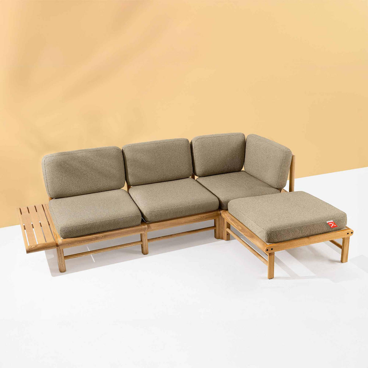 LOUNGESOFA ATREDA rechts - Beige, Holz/Textil (245/74/150cm) - KONSIMO®