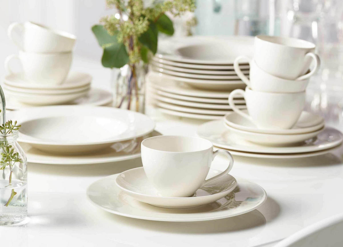 STARTER SET Basic White weiß 12er Set - Weiß, Keramik (21.7/30.6/30.2cm) - vivo | Villeroy & Boch Group