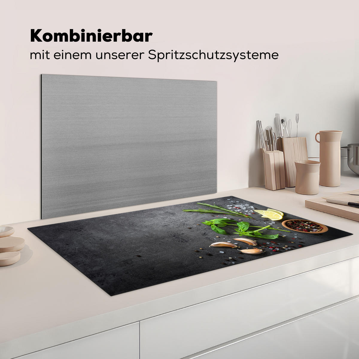 KRYT NA INDUKČNÍ DESKU Limetka - Bylinky - Koření - Zelená - Šedá - Beton 90x52 cm - zelená barva, plast (90/52/0.2cm) - MuchoWow