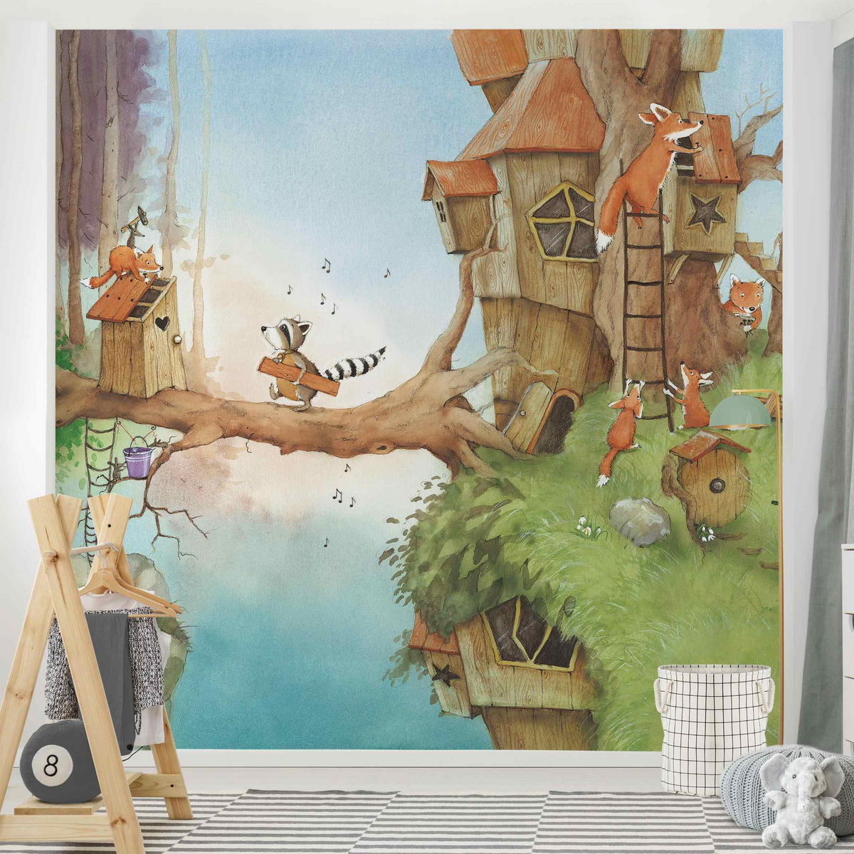 FOTOTAPETE Wassili Waschbär - Wassili und Familie Fuchs 240/240 cm - Braun, Papier (240/240cm) - Bilderwelten