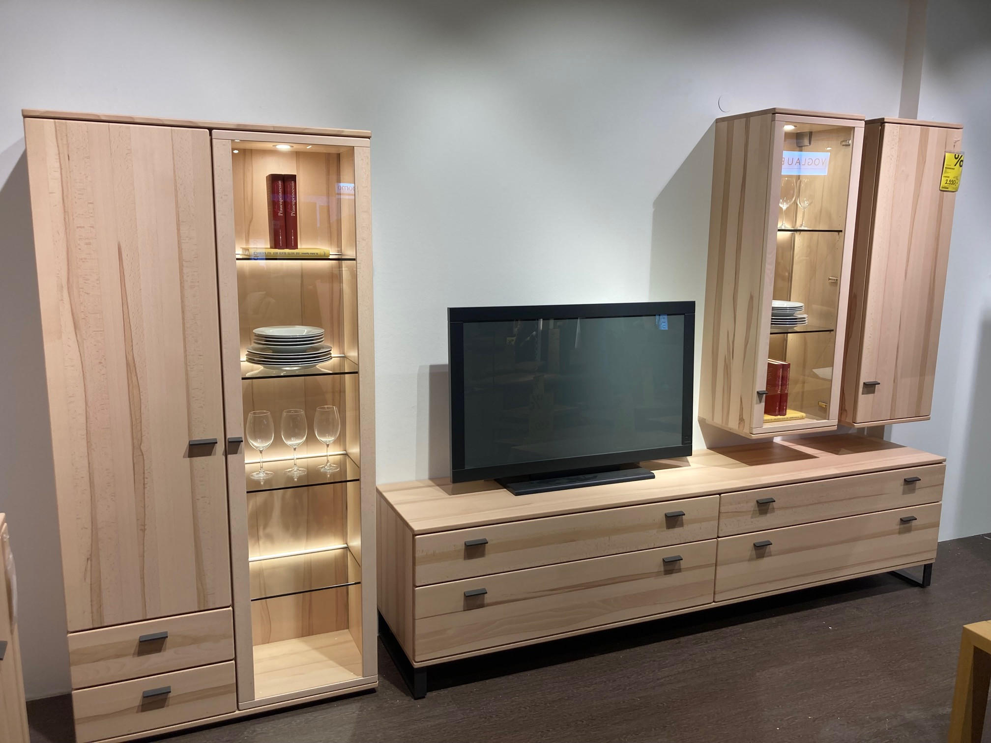 WOHNWAND IKARUS - Invivus