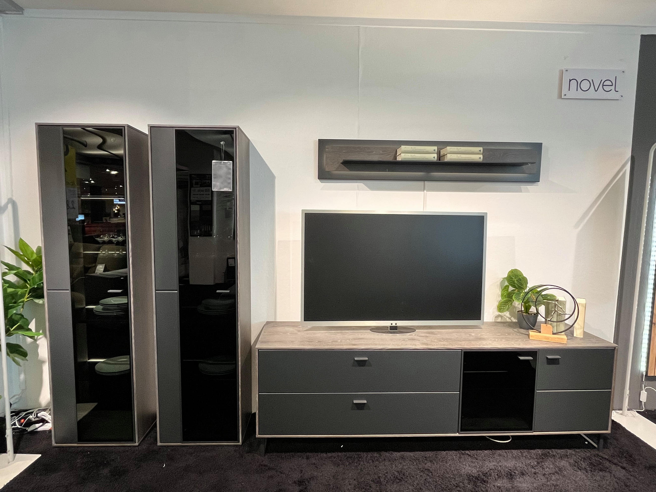 Wohnwand VENEZIA - Novel