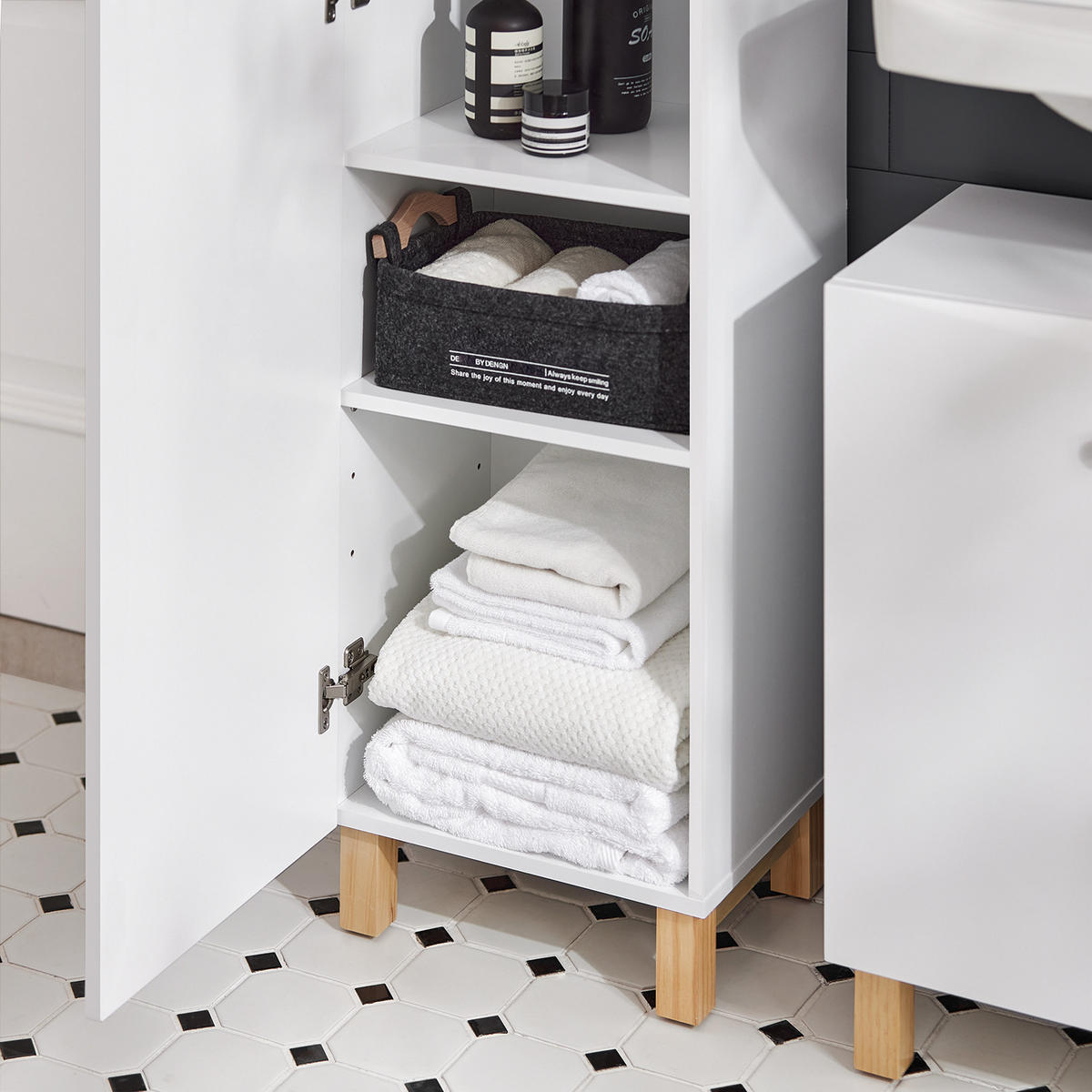 HOCHSCHRANK Weiß - Weiß, Holzwerkstoff (34/170/30cm) - SoBuy
