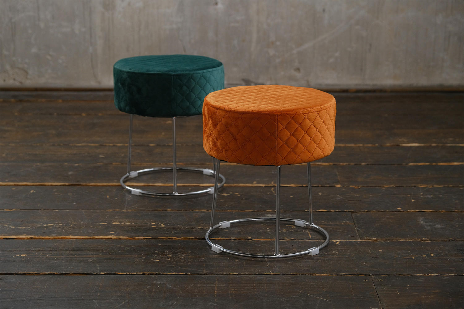 HOCKER DEMI Grün Velvet - Grün, Textil (35/41/35cm) - KAWOLA