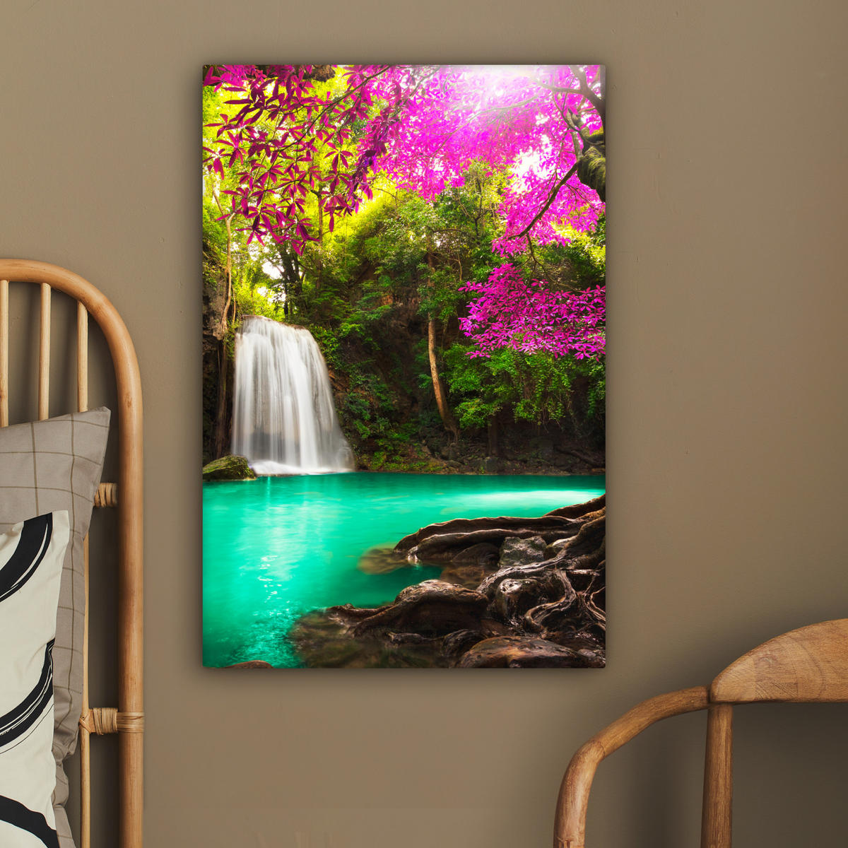 LEINWANDBILD Wasserfall mit bunten Blumen und Bäumen - Natur - Dschungel 40x60 cm - Waldgrün, Textil (40/60cm) - MuchoWow