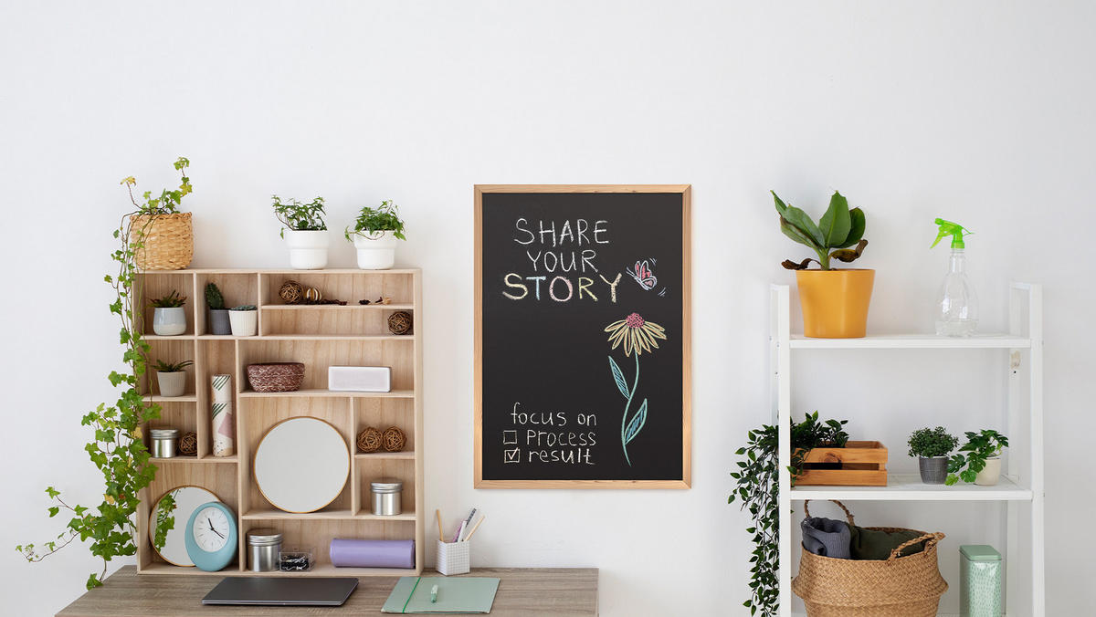 SCHWARZE Kreidetafel 70x50 cm, ECO-Holzrahmen - Braun, Holz (70/50/2cm) - ALLboards