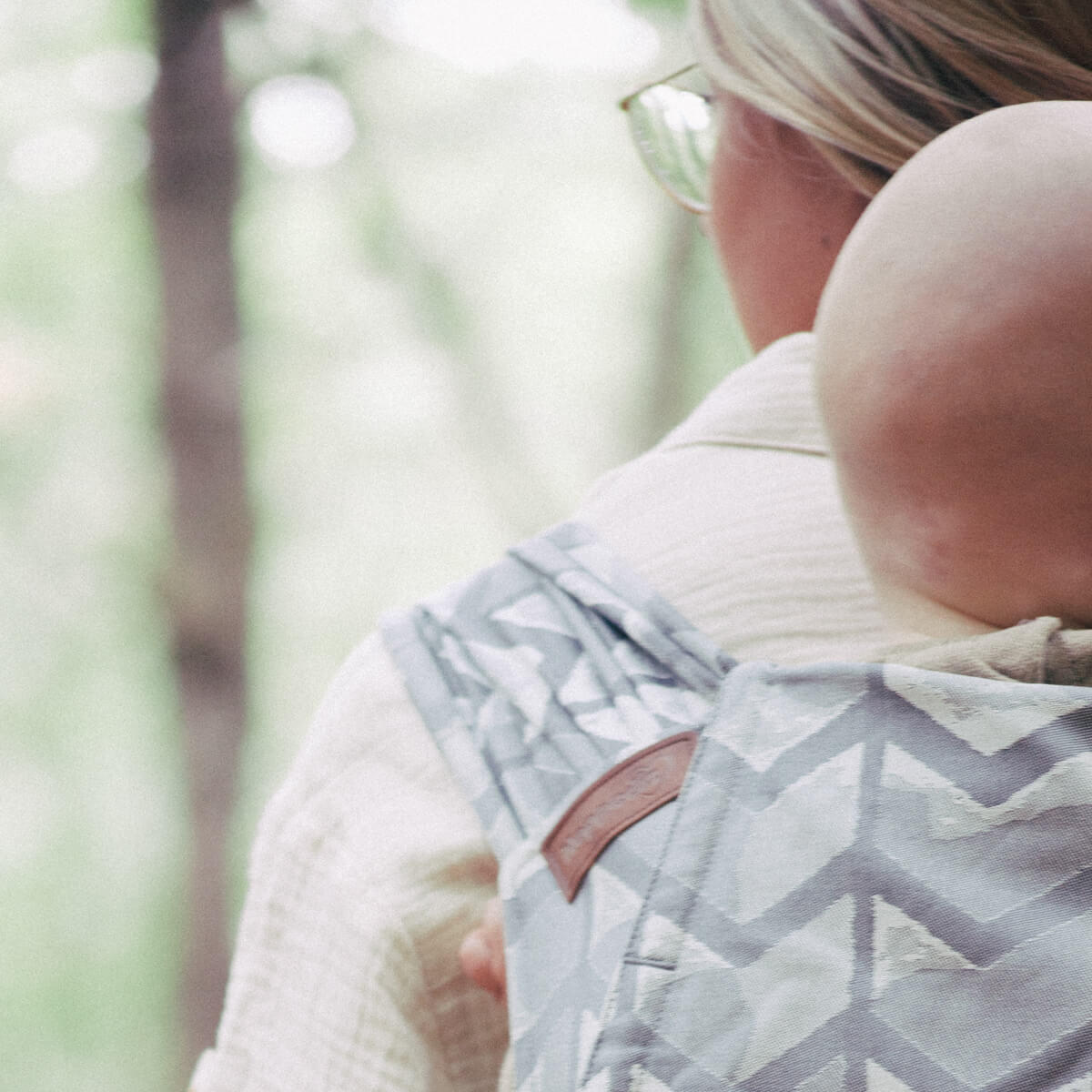 BABYTRAGE Hop-Tye Advanced - Hellgrau/Grau, Textil (26.5/7.2/38.5cm) - Hoppediz