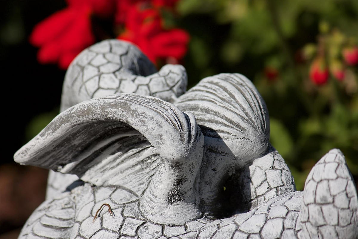 STEINFIGUR Drache Serafino, Frostfest, Steinguss - Grau, Stein (14/15/22cm) - stoneandstyle