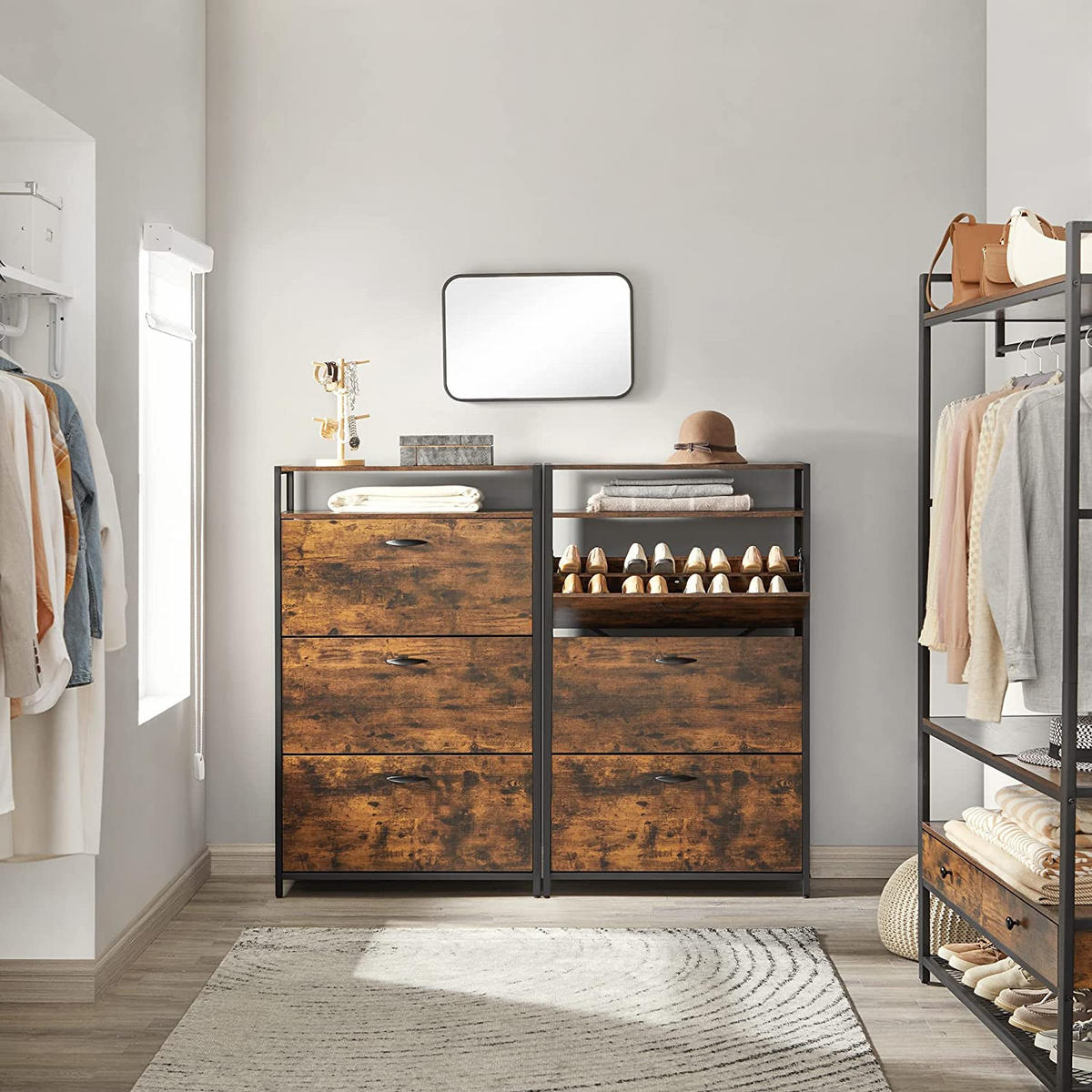 SCHUHSCHRANK SCHUHKOMMODE - Braun, Holzwerkstoff (30/130/80cm) - Hansiro