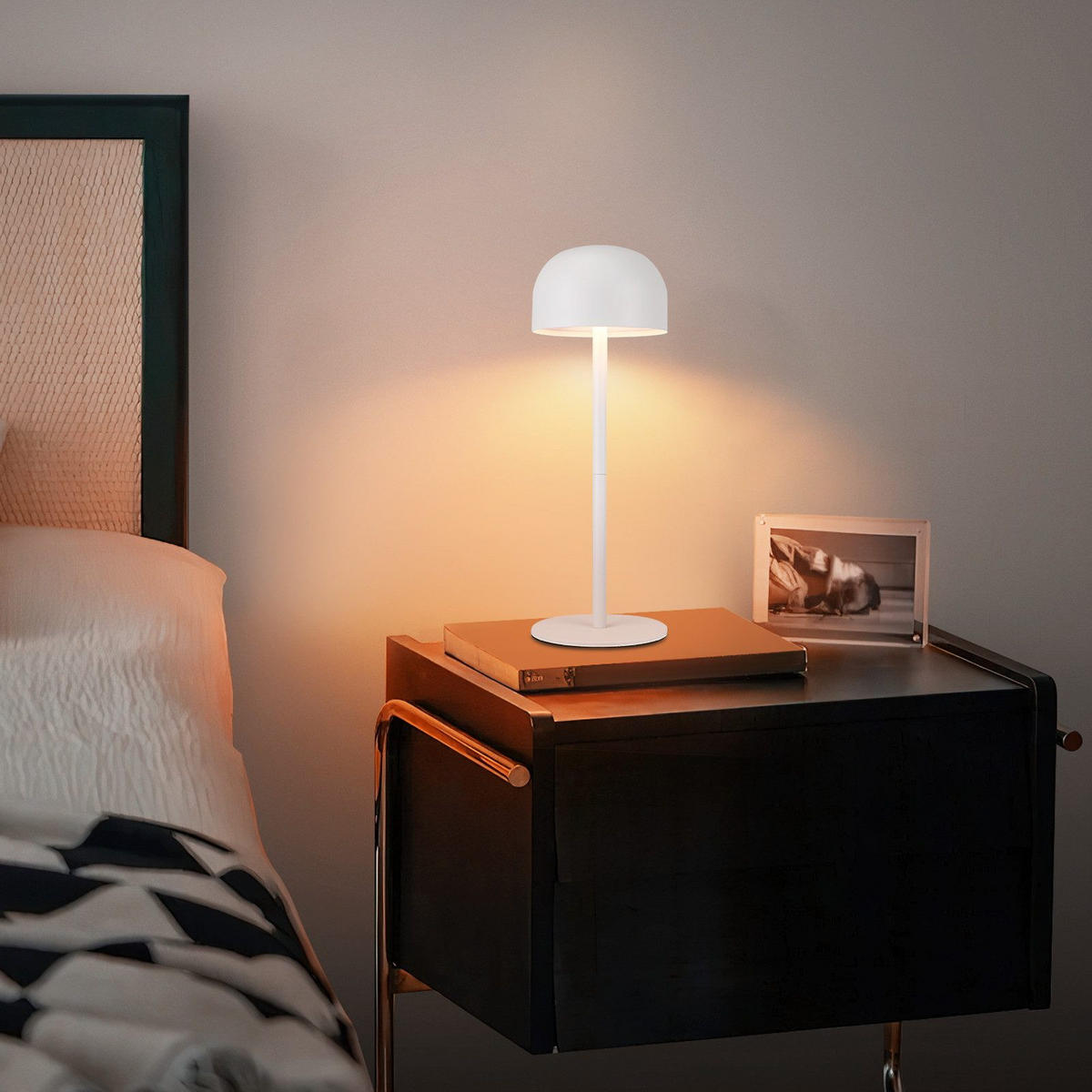 LED stolní lampa Abey 9/9/25cm - bílá, kov (9/9/25cm) - Nettlife