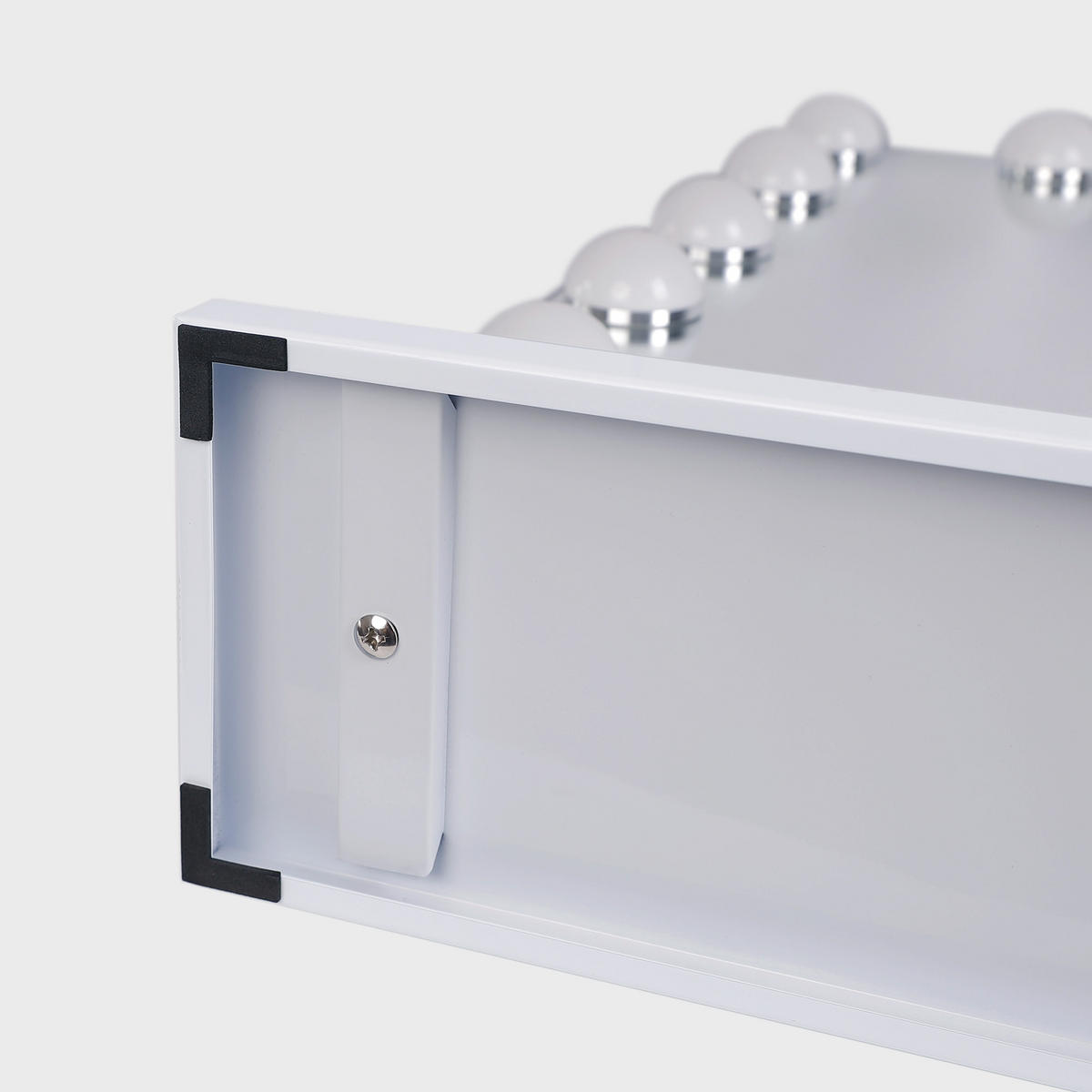 VANITII KOSMETIČNO ZRCALO z LED osvetlitvijo, belo, 80/58 cm - bela, kovina (80/58/15cm) - VANITII