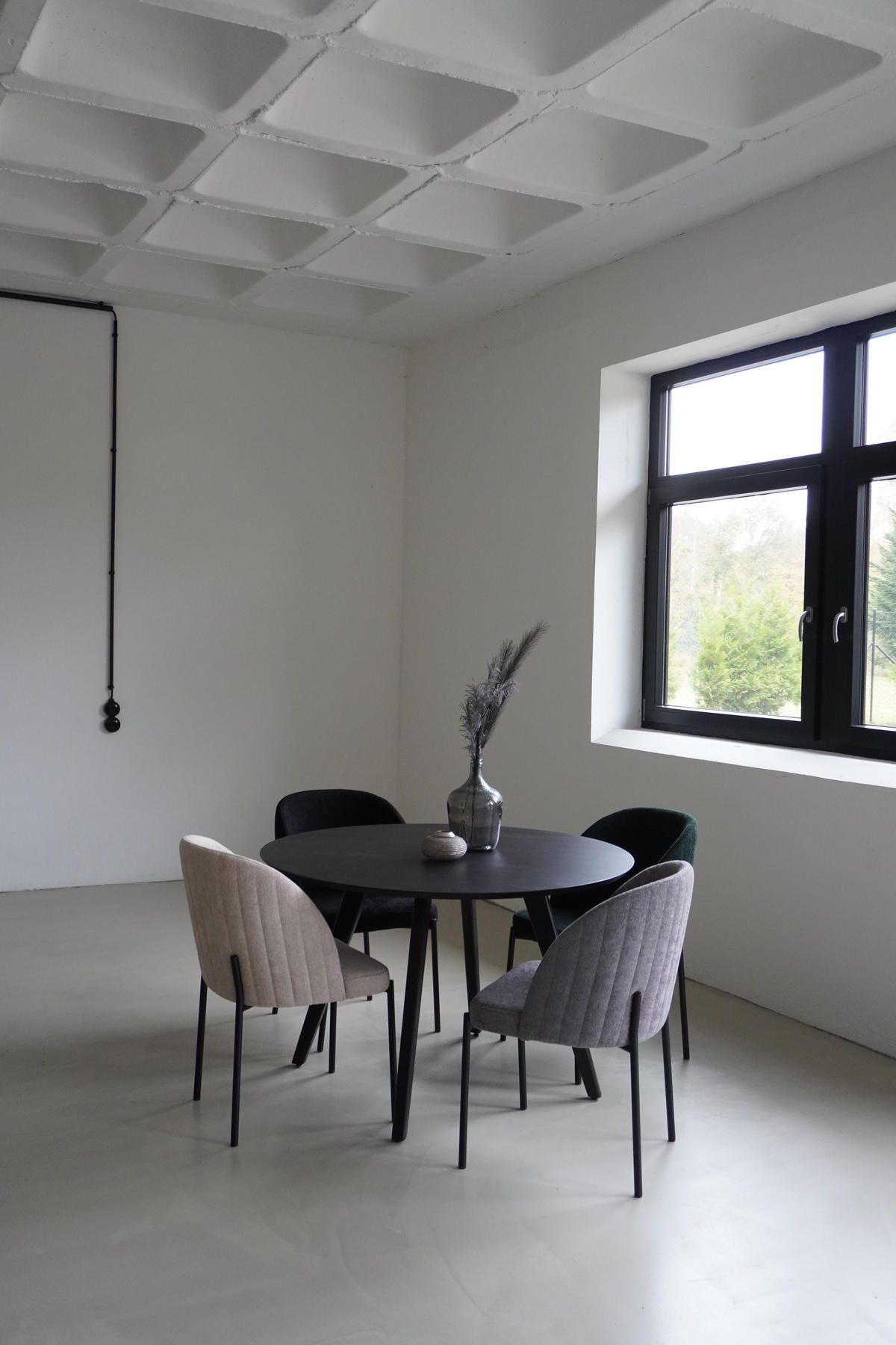 STUHL Kris bouclé grau - Schwarz/Grau, Textil/Metall (53/84/53cm) - INKA furniture