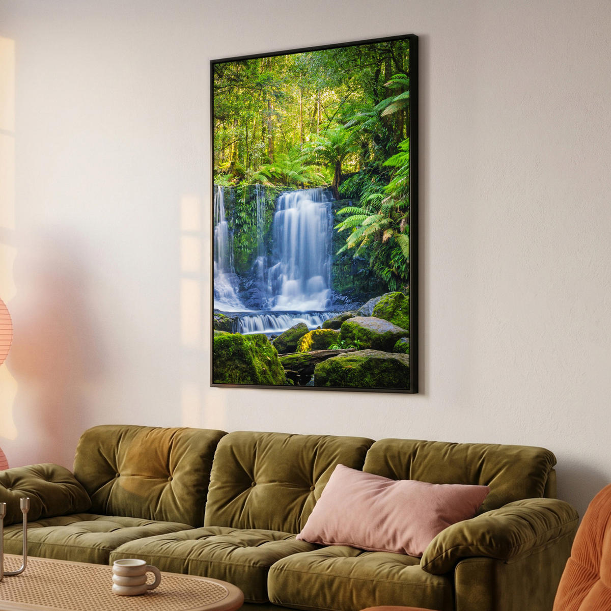 LEINWAND Bilder mit Rahmen - Dschungel - Wasserfall - Australien - Pflanzen - Natur - 90x140 - Dunkelgrün, Textil (90/140cm) - MuchoWow