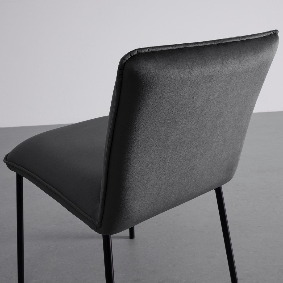 STUHL Darla Dunkelgrau Velours Gepolstert - Dunkelgrau, Holz (49/81/55cm) - Bessagi Home