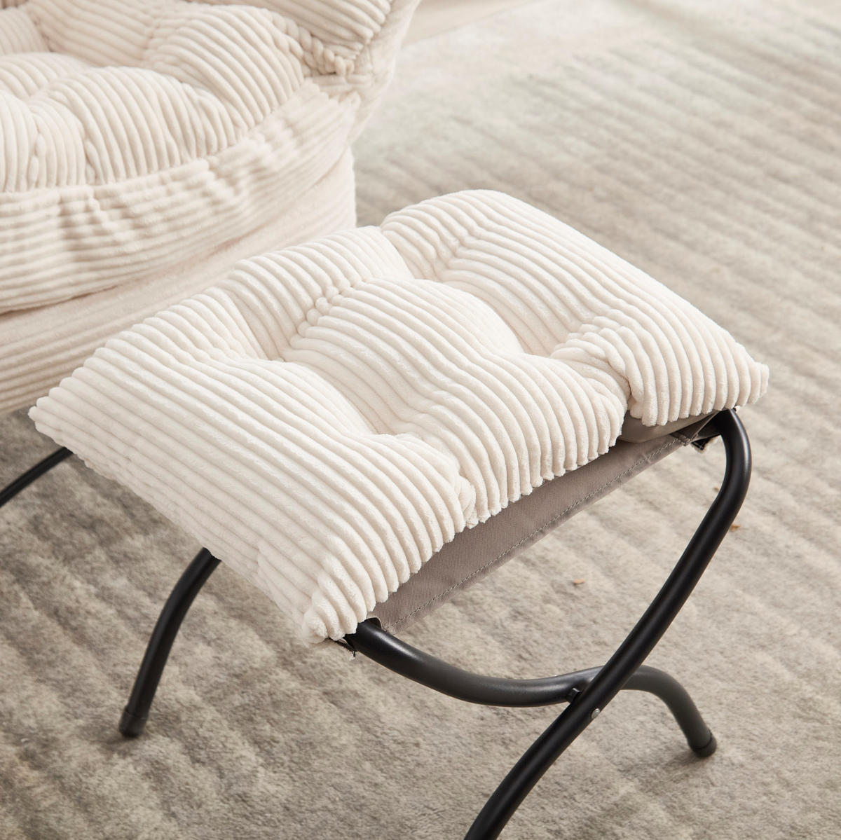 POLSTERSESSEL 69,9/64/95 cm in Weiß mit Hocker und Seitentasche - Weiß, Textil (69.9/95/64cm) - BEAOK