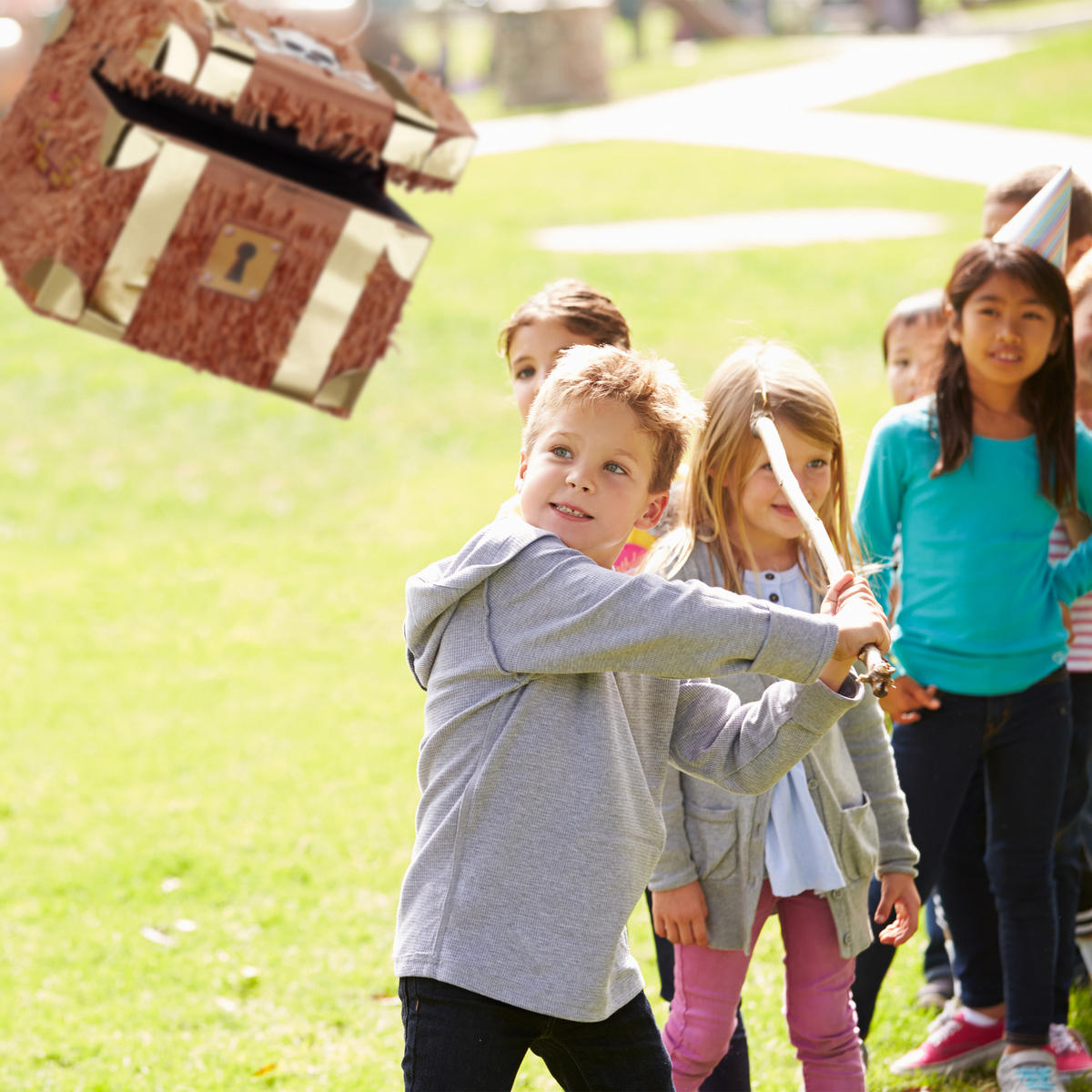 PINATA Schatzkiste - Braun, Papier (30/27/23cm) - Relaxdays