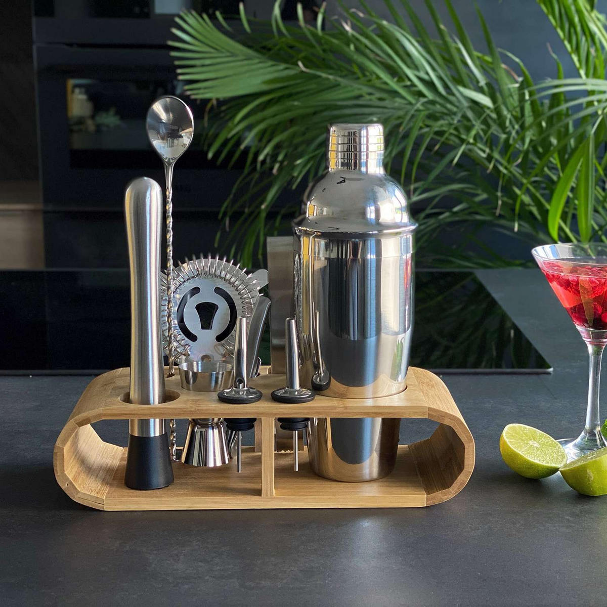 COCKTAIL-SHAKER Set mit Bambus-Ständer (12-tlg.) - Silberfarben, Metall (10.5/25.5/27.5cm) - Intirilife