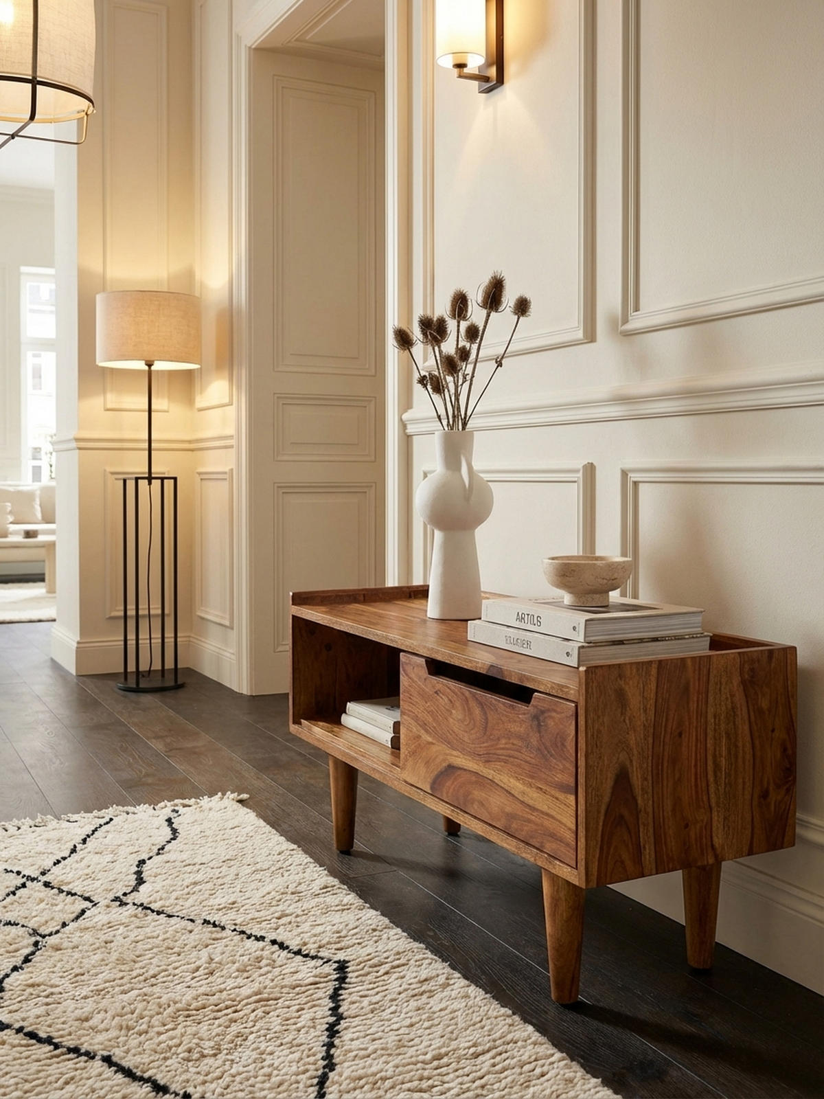 LOWBOARD Massivholz Modern Stil für Fernseher bis 50 Zoll mit Schiebetür und 2 Fächern - Braun, Holz (95/44/34cm) - KADIMA DESIGN