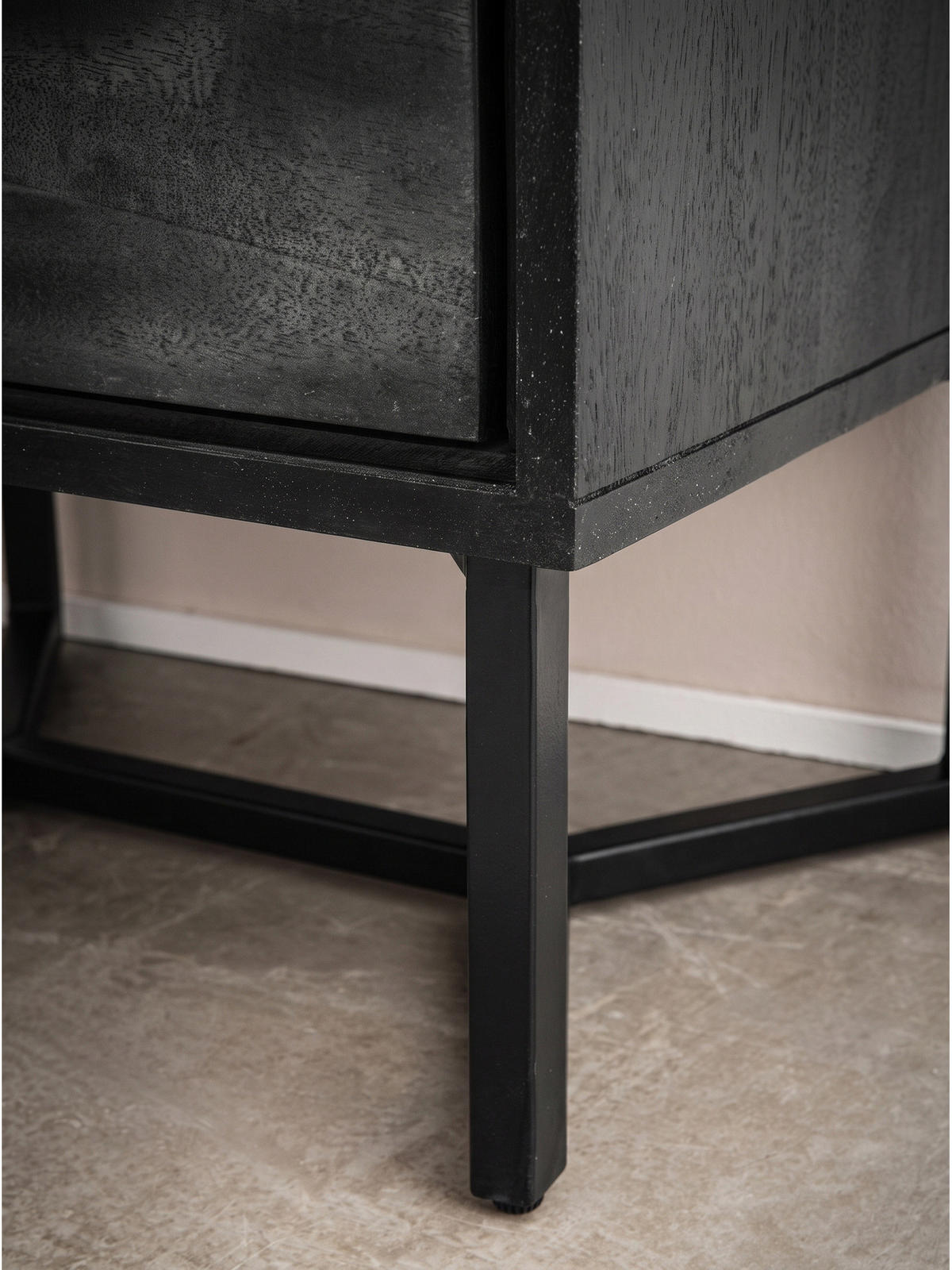 NACHTKONSOLE ORBIGO, Akazie Massivholz, Schwarz, 45 x 40 x 57 cm - Schwarz, Holz/Metall (45/57/40cm) - KADIMA DESIGN