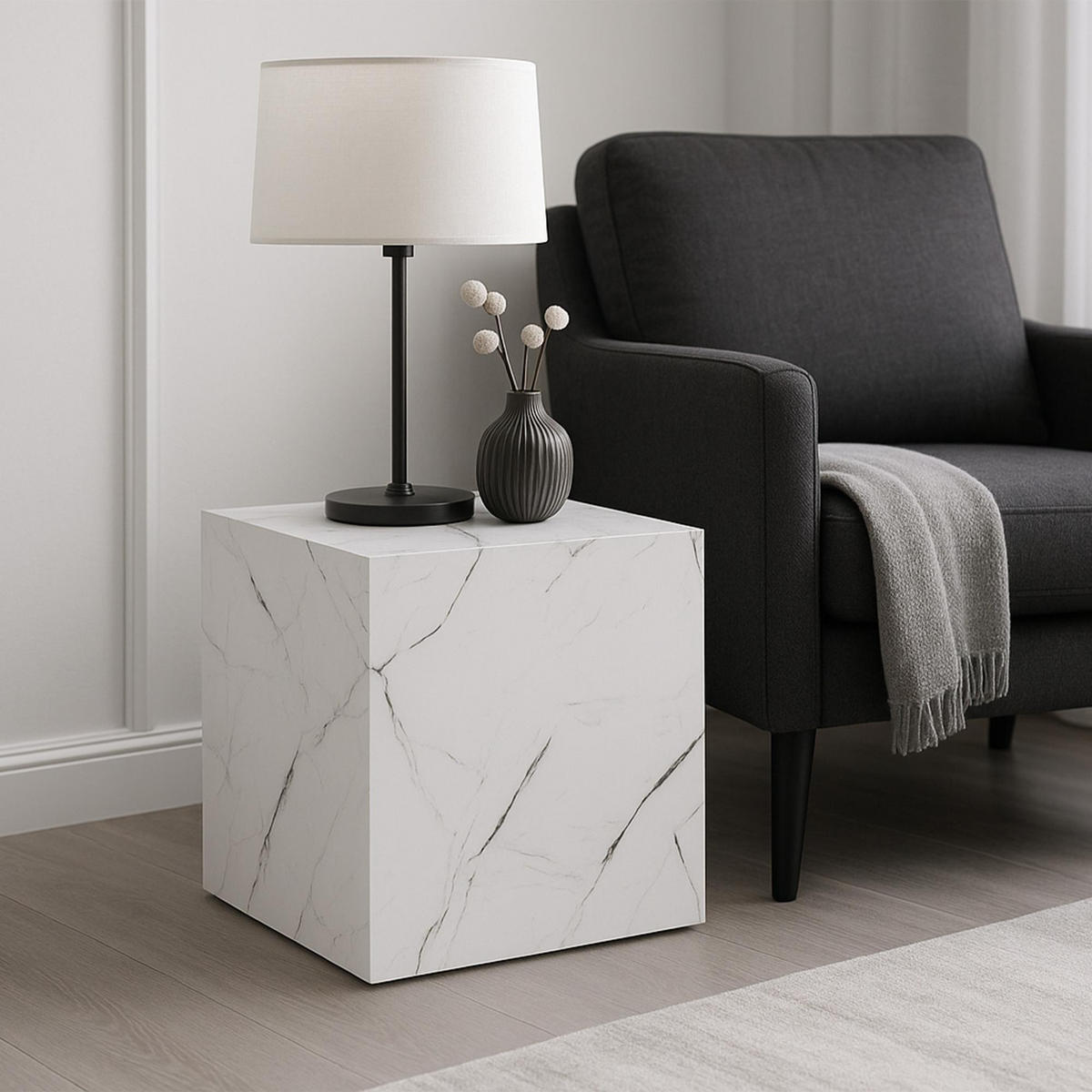 ODKLÁDACÍ STOLEK Ellelu - bílá, kompozitní dřevo (40/40/45cm) - [en.casa]