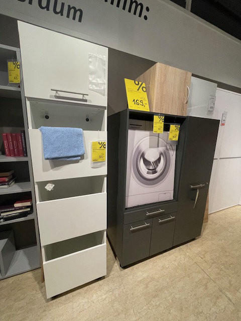 WÄSCHESCHRANK