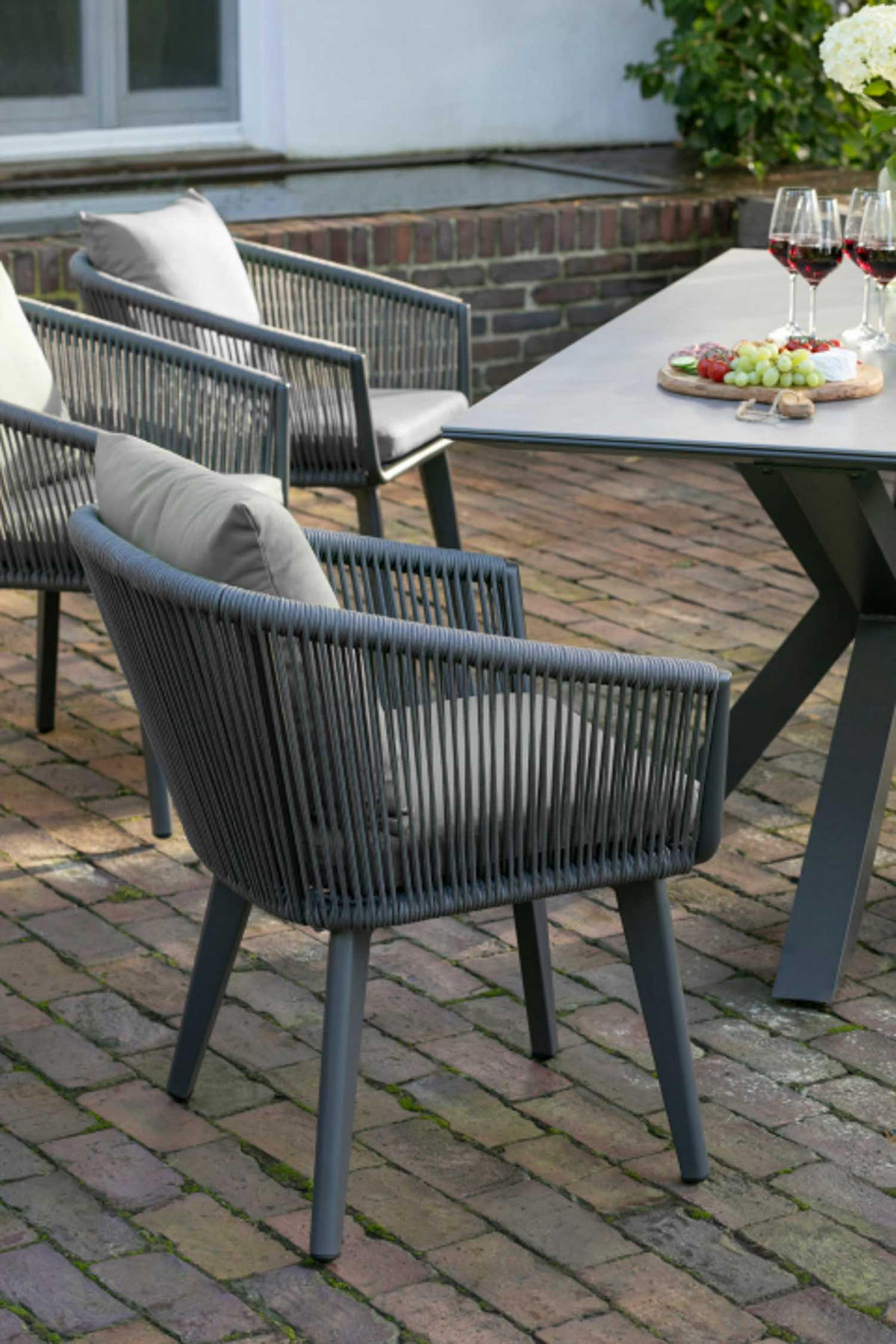 TISCH Almeria 200 x 90 cm light grey Aluminium - Grau, Metall (200/90/76cm) - Mr. Deko