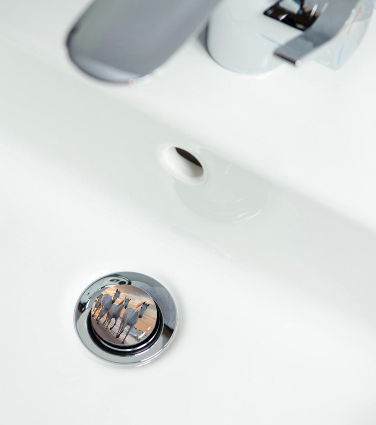 WASCHBECKENSTÖPSEL Pferde - Braun, Kunststoff/Metall (4/7/7cm) - Sanilo