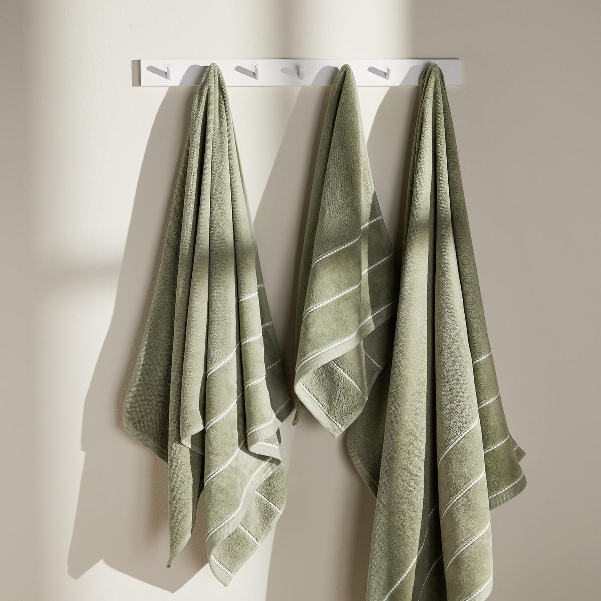 HANDTUCH Velly - Hellgrün, Textil (50/90cm) - home&you
