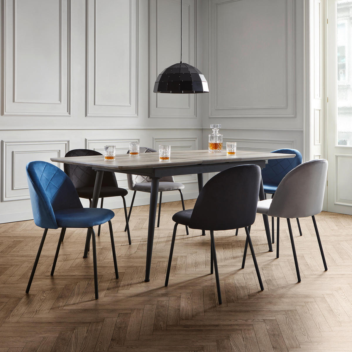STUHL Selina Schwarz Samt Gepolstert - Schwarz, Holz (48.5/78/54cm) - Bessagi Home