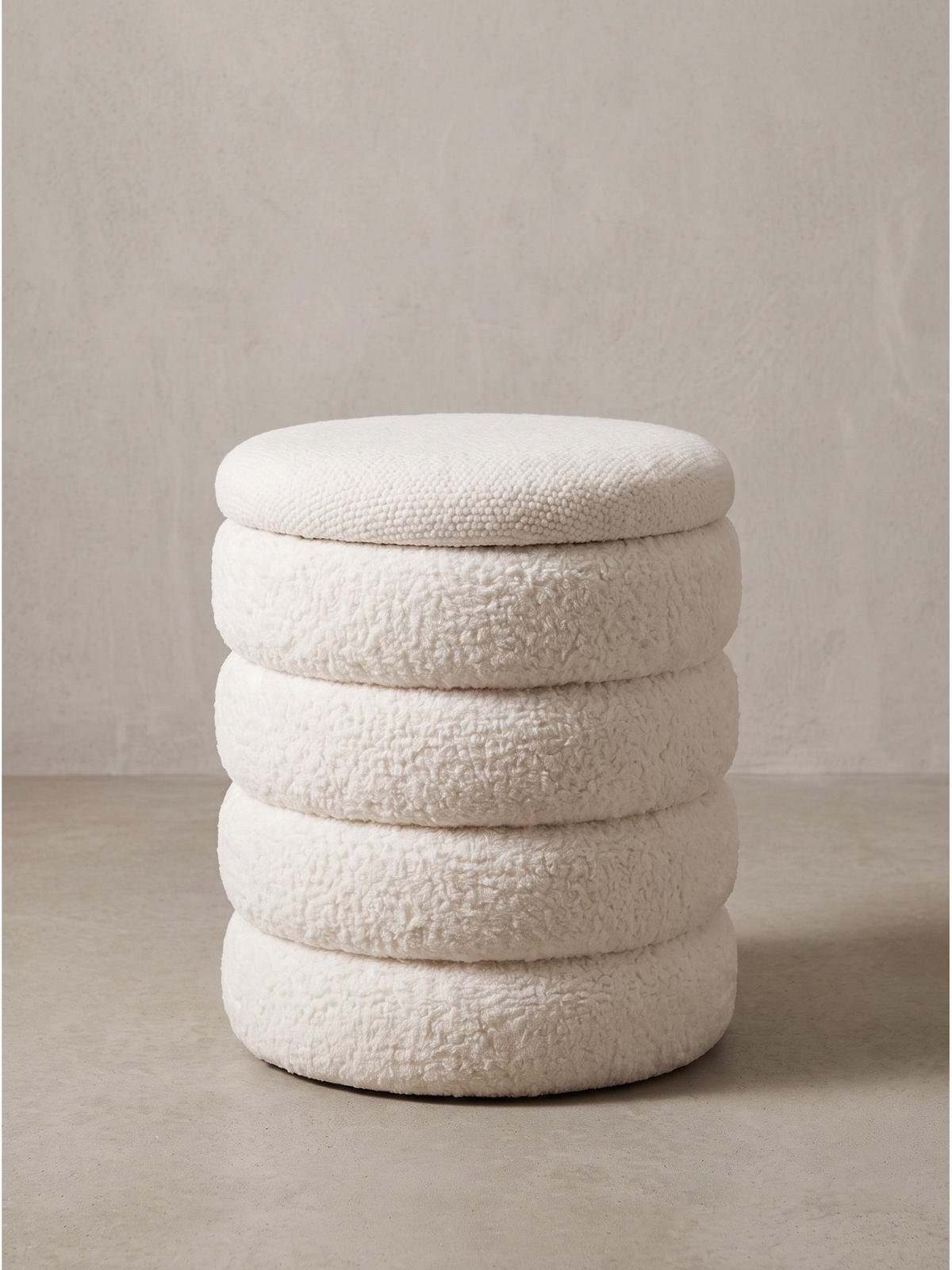 SITZHOCKER RHONE, Teddystoff, mit Textilbezug, Creme, Ø 40 x 45 cm - Beige/Creme, Textil (40/45/40cm) - KADIMA DESIGN